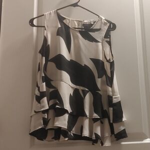 Collective Concepts Black and White Tiered Sleeveless Blouse